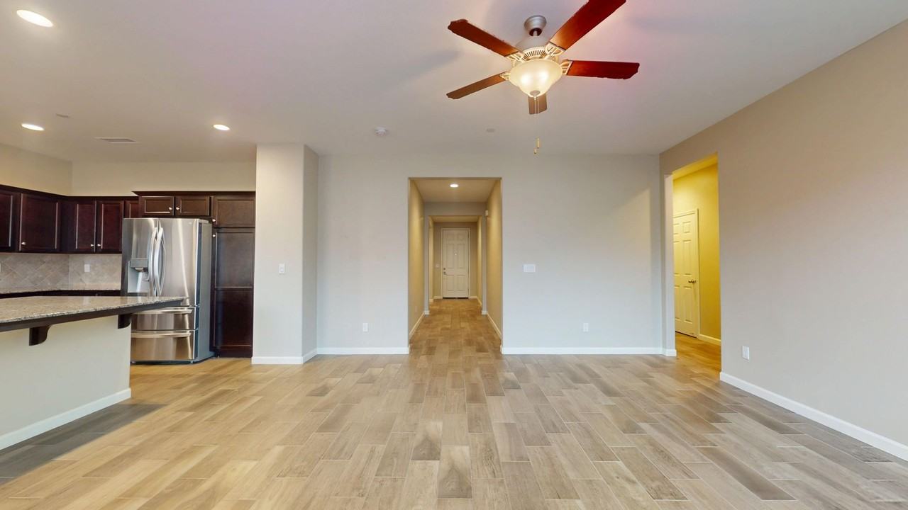 3033 Antonio Ln - Photo 5 of 43