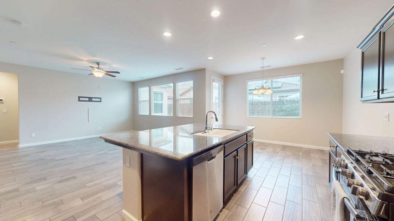 3033 Antonio Ln - Photo 7 of 43