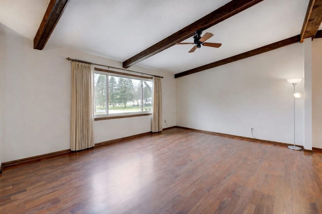 8241 Hillside Dr - Photo 7 of 17