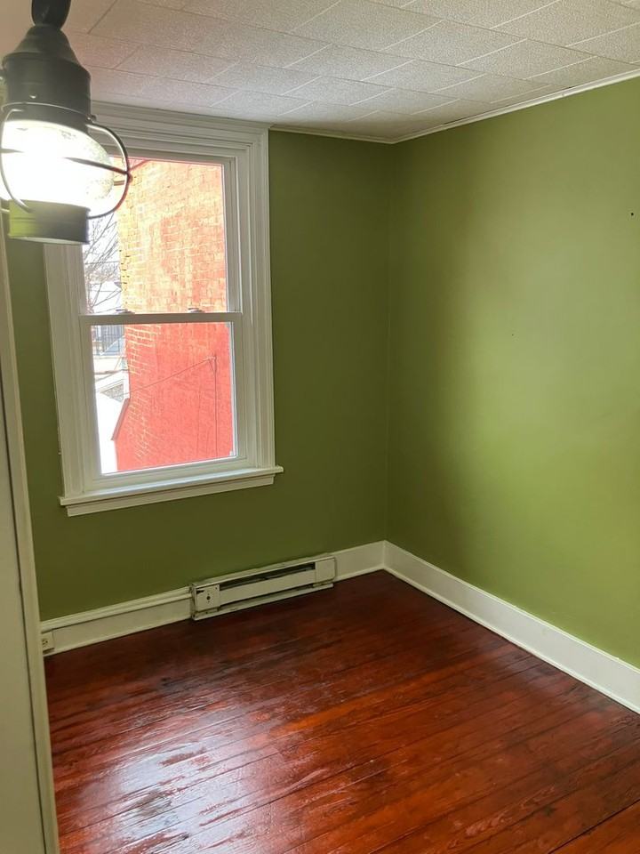 14 Old Dorwart St - Photo 7 of 24