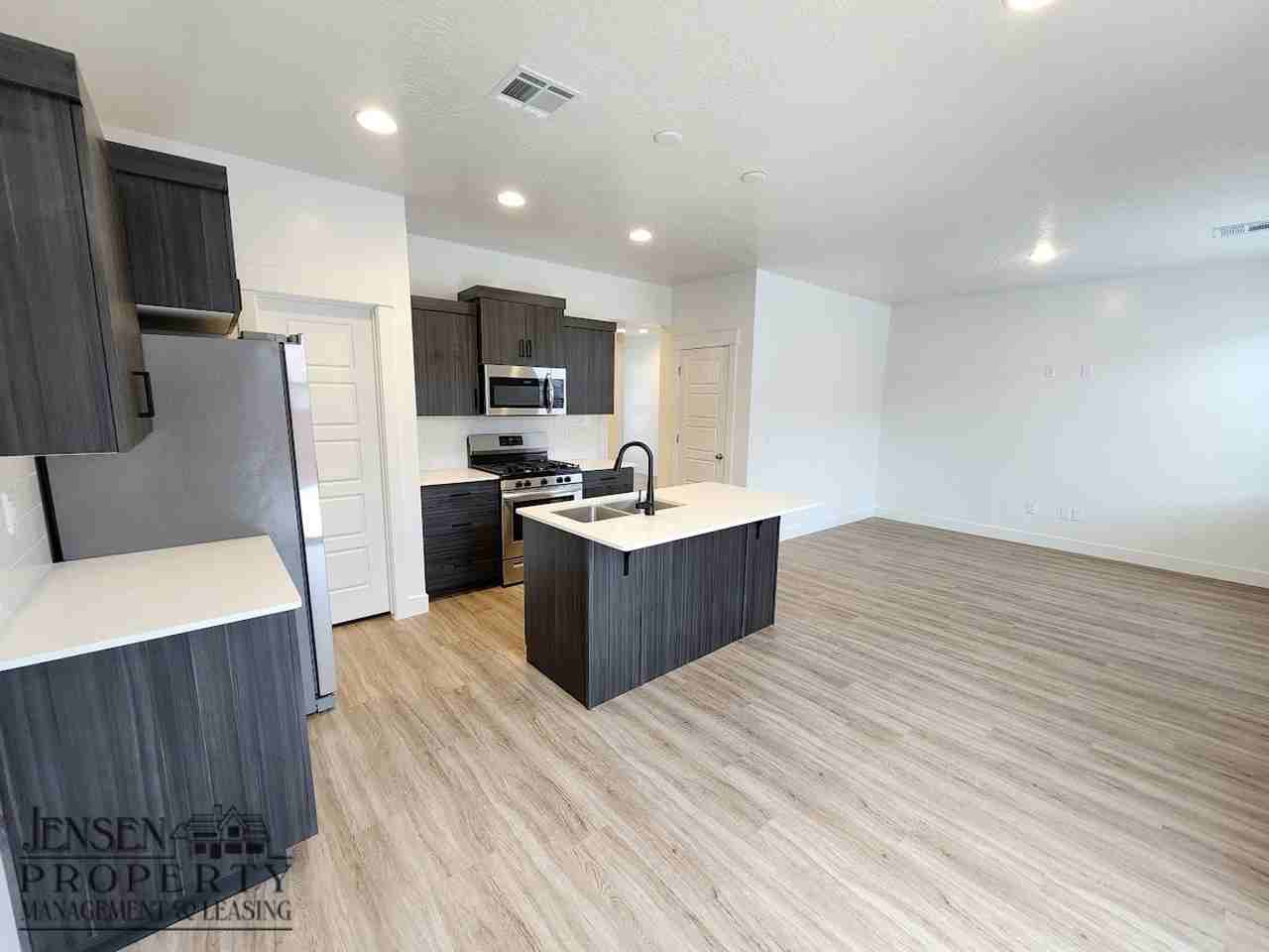 4202 E Strider Ln - Photo 5 of 5