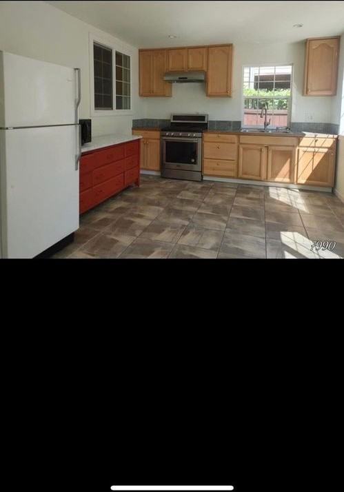 9615 Croft St S - Photo 4 of 13