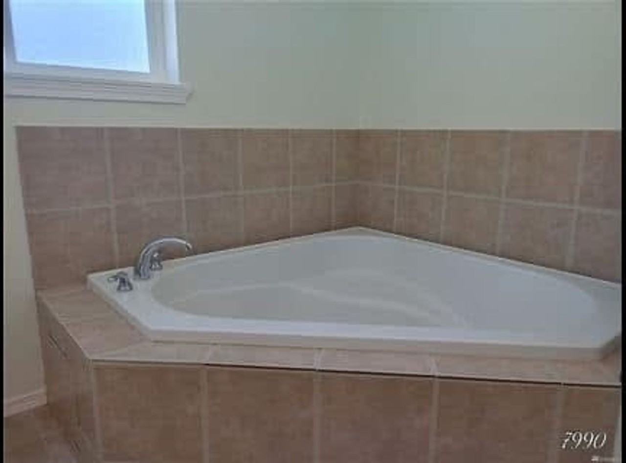 9615 Croft St S - Photo 7 of 13