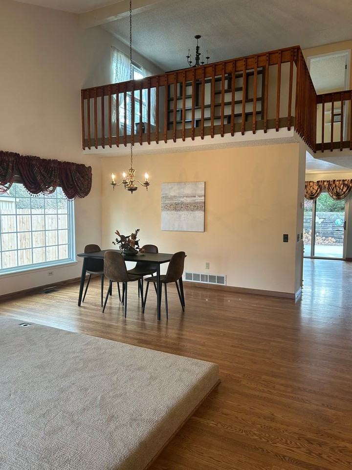 8002 Field Ct - Photo 5 of 50