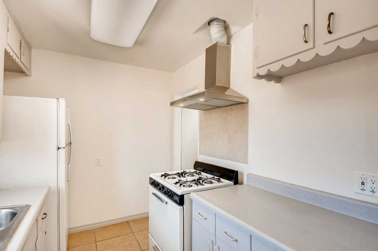 444 444 Orange Ave - 444 Orange Ave. - Photo 4 of 12