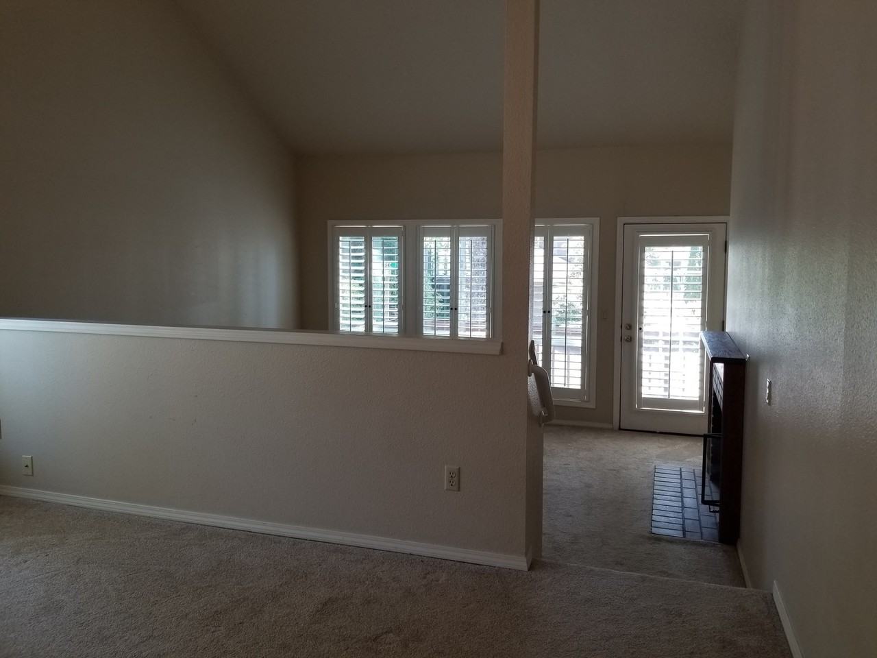 4970 Galen St - Photo 3 of 14