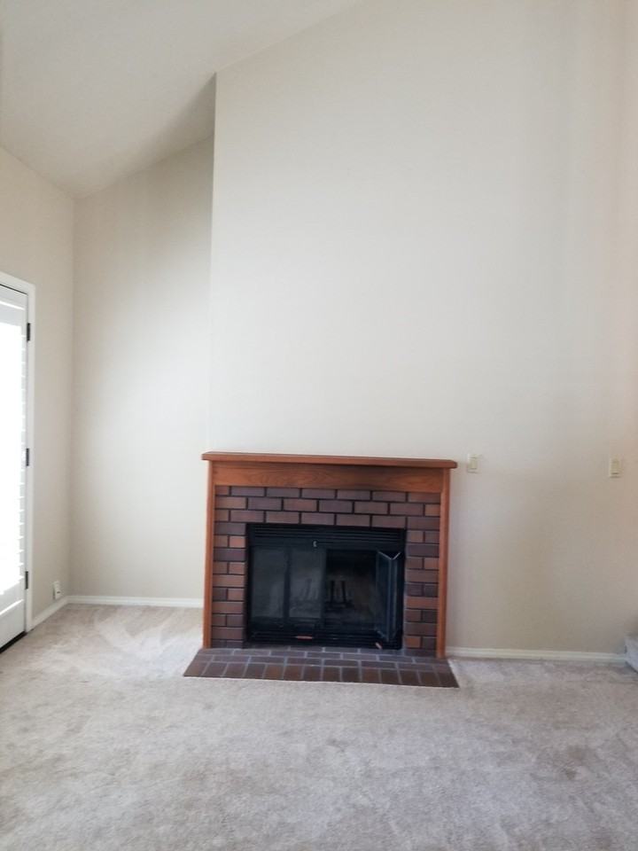 4970 Galen St - Photo 4 of 14