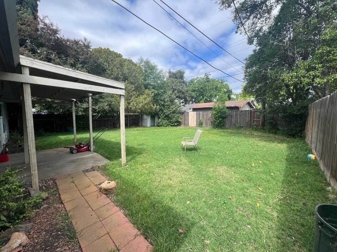 1959 Rutledge Way - Photo 3 of 20