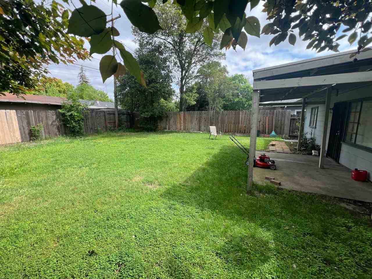 1959 Rutledge Way - Photo 4 of 20