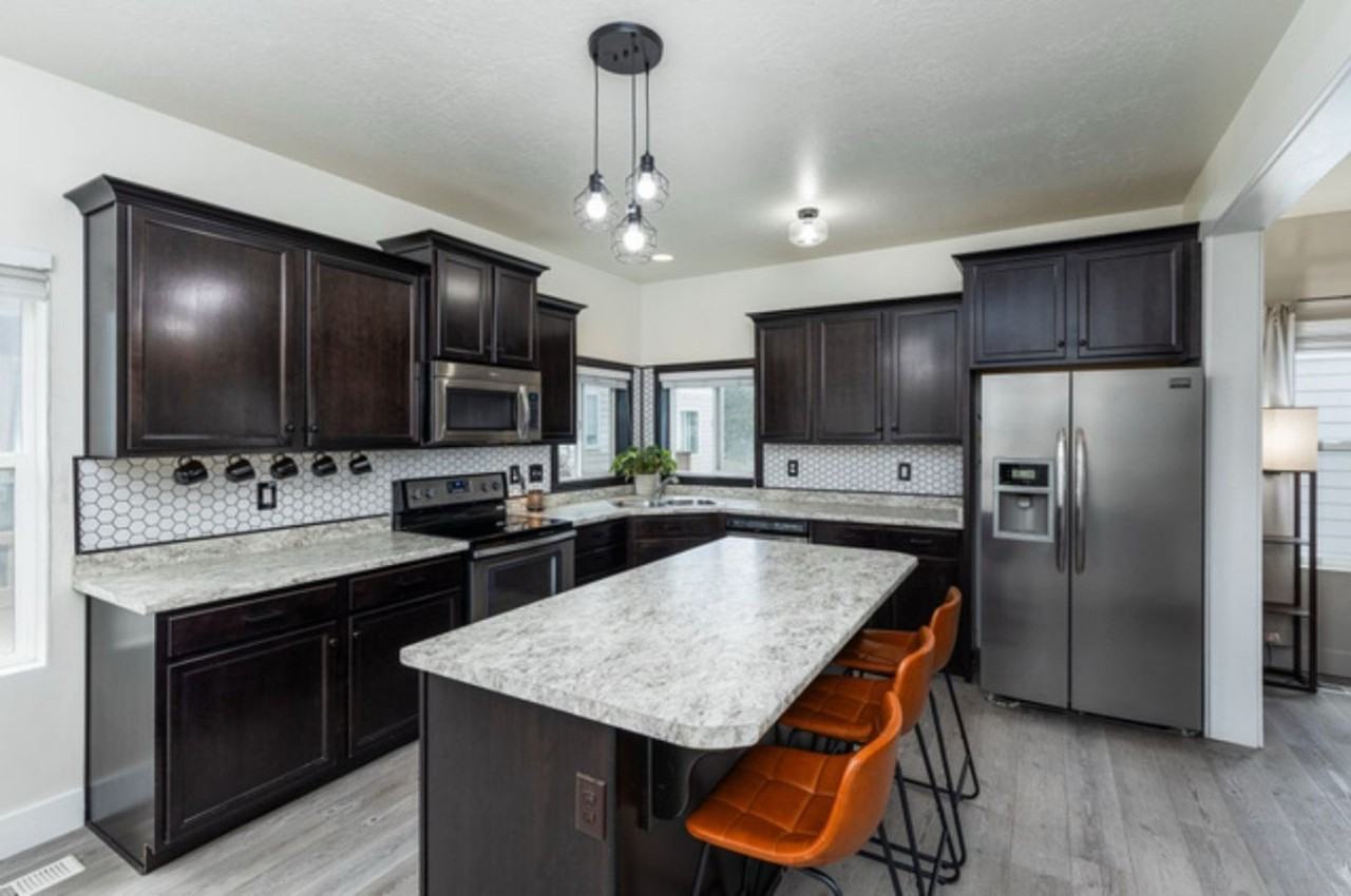 15187 S Sabre Pl - Photo 3 of 12