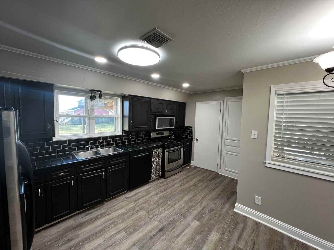 200 Belle Dame Dr - Photo 7 of 15