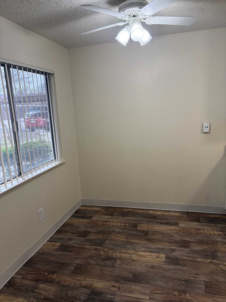 6131 Gettysburg Pl #24