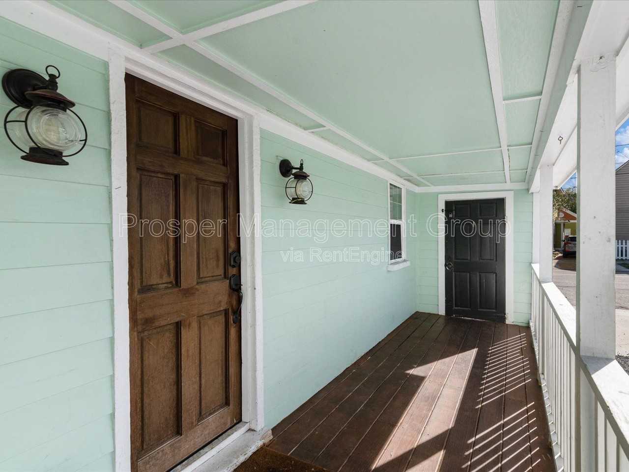 400 Sumter St - Photo 3 of 30