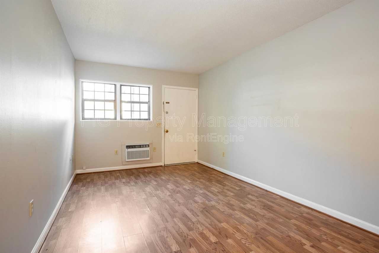 80 Jones Rd #13 - Photo 4 of 17