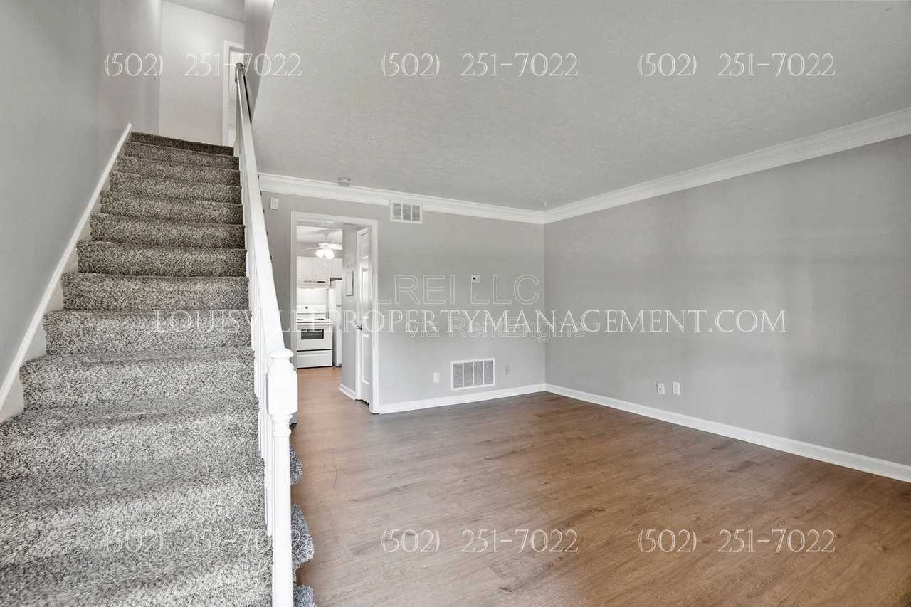 3100 Orchard Manor Cir #3100 - Photo 2 of 13