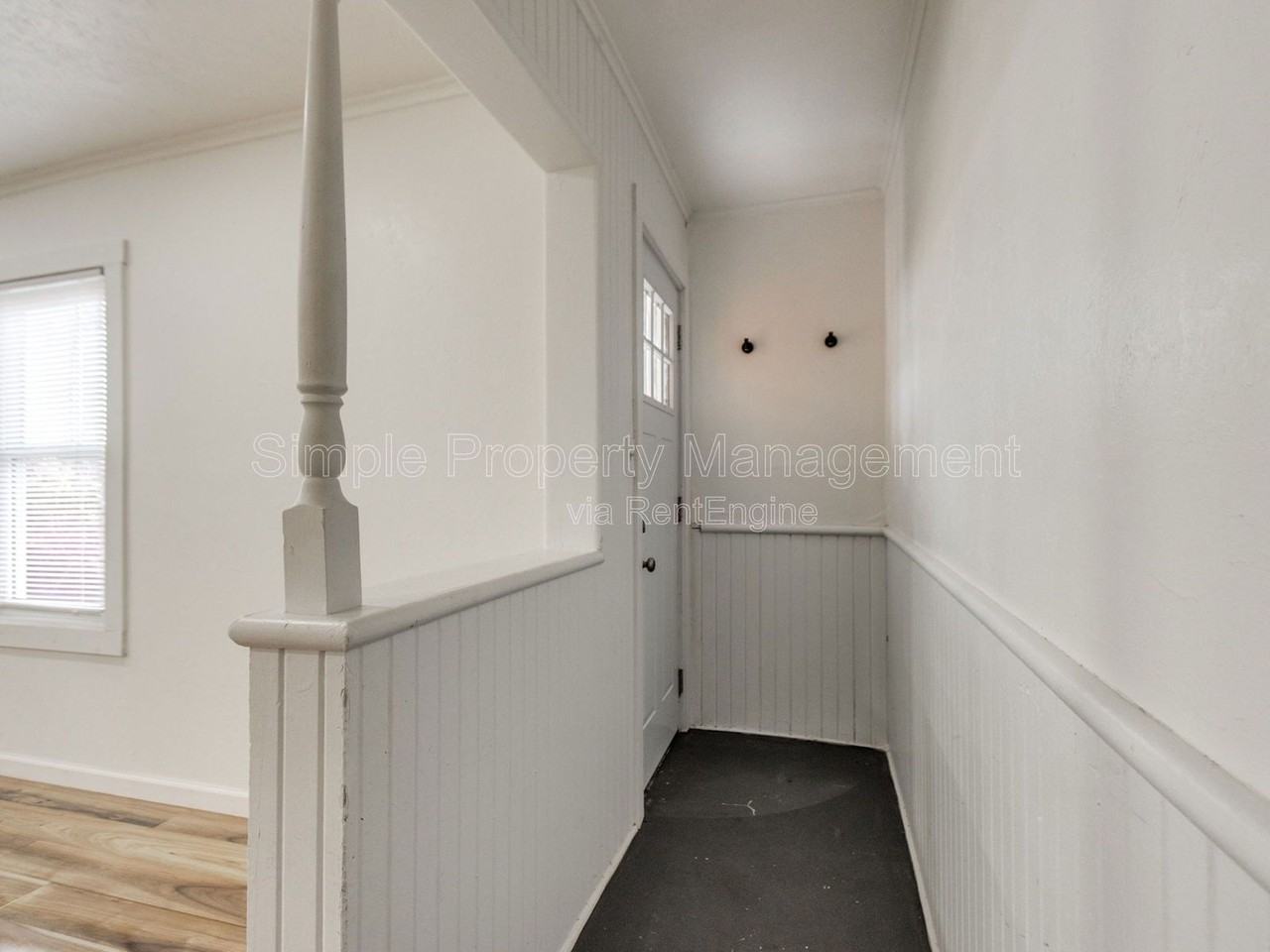 2238 Nw 42nd St - Photo 3 of 22