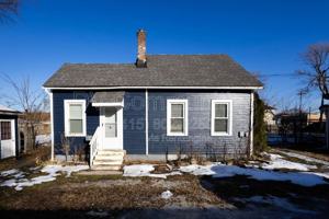 featured image of 3132 W 33rd St