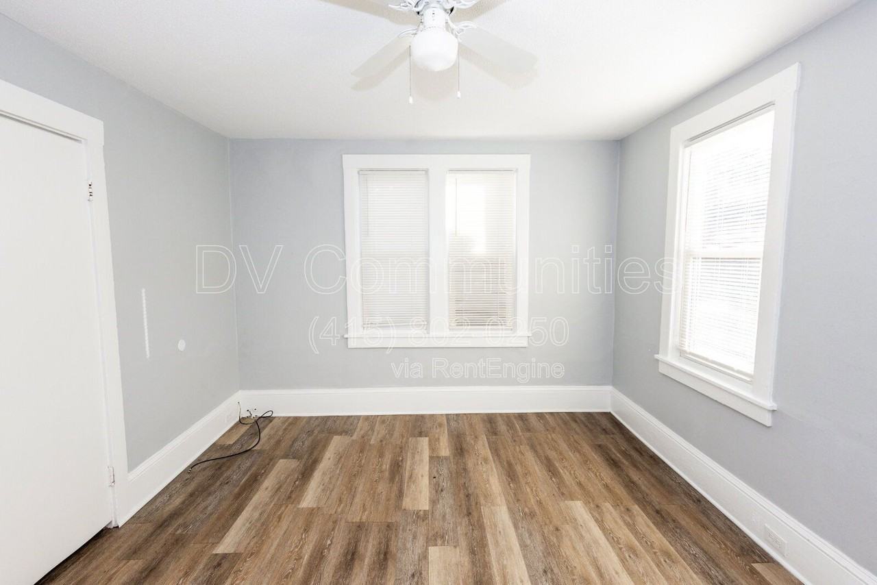 3132 W 33rd St - Photo 3 of 12