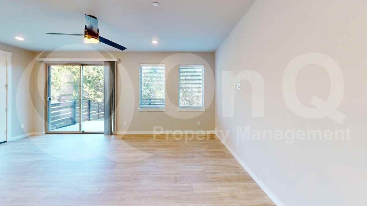 7332 Concha Dr - Photo 5 of 21