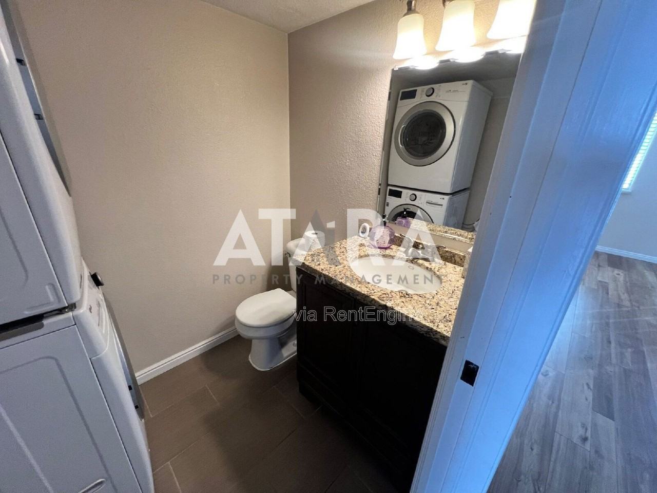 1423 W Salvia Pl - Photo 7 of 27