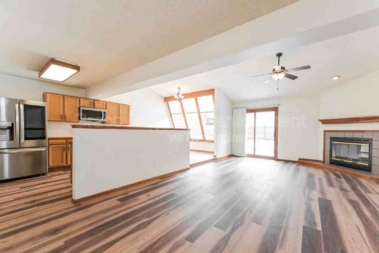 28 Ward Ct - Photo 4 of 21