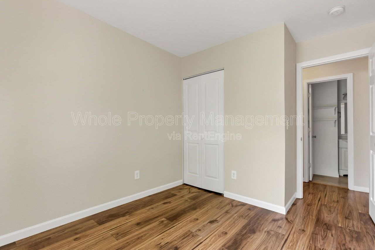 20612 E Batavia Dr - Photo 3 of 30