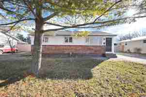 featured image of 472 Buena Vista Ave #1