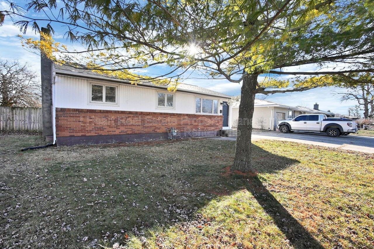 472 Buena Vista Ave #1 - Photo 2 of 25