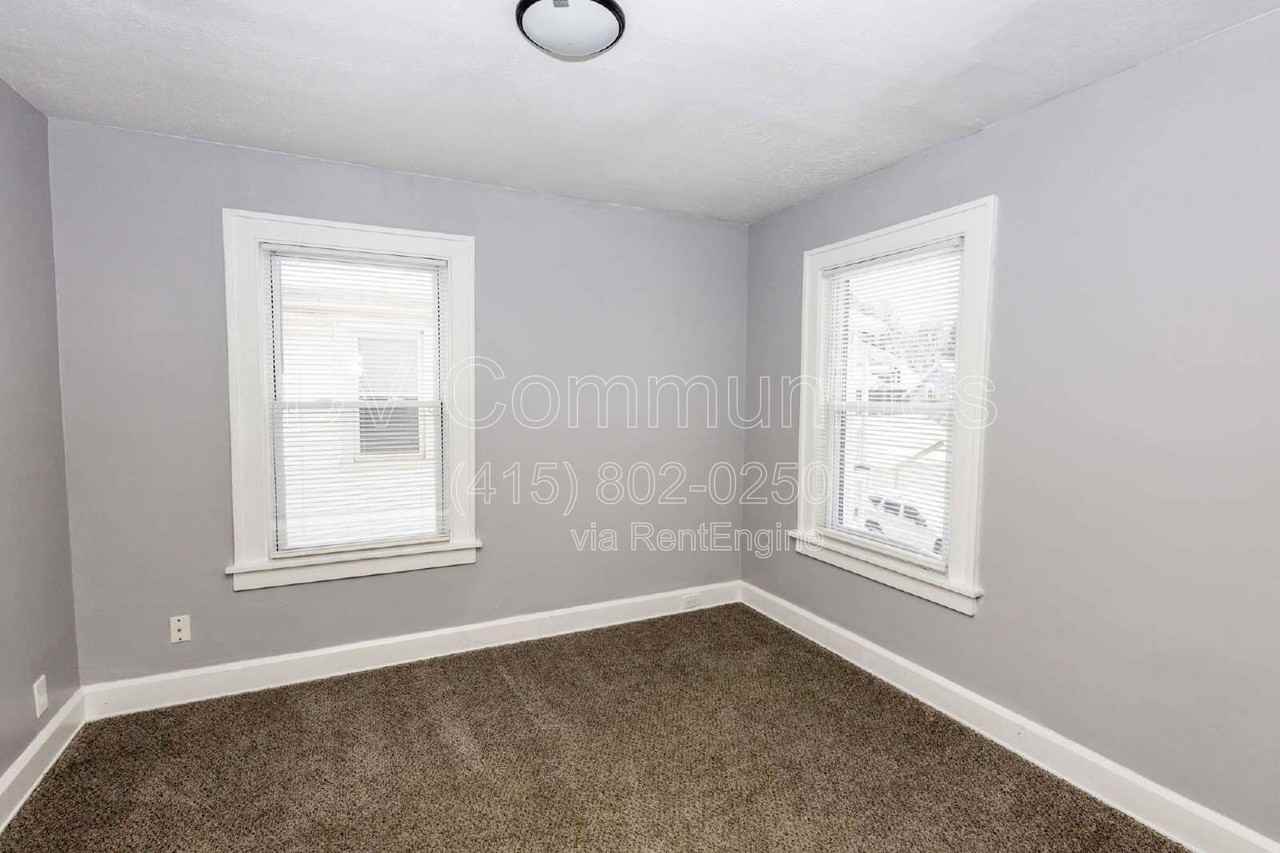 1561 E 204th St - Photo 7 of 17