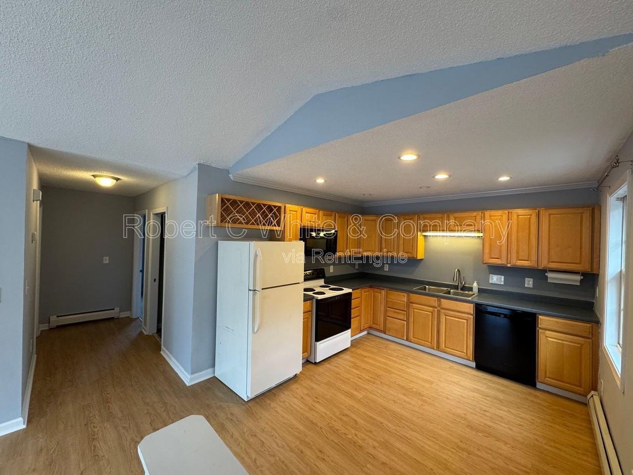 94 Quiet Woods Rd #B1 - Photo 4 of 19