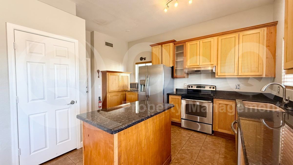 4655 N 99th Dr - Photo 4 of 23