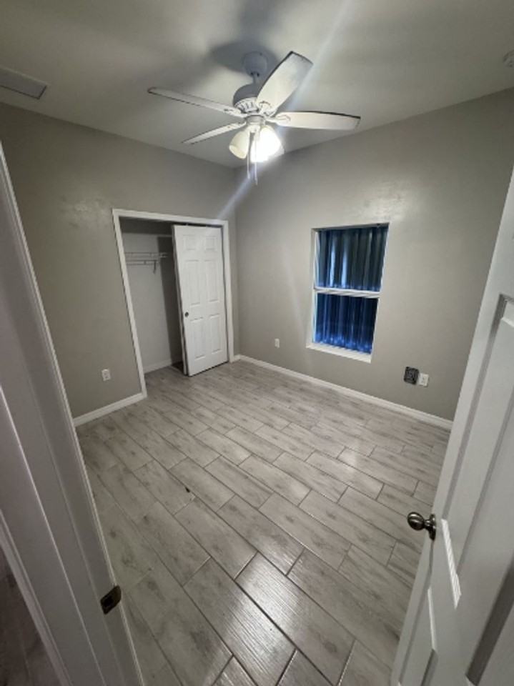 402 Ne-24 Pl - Photo 7 of 11