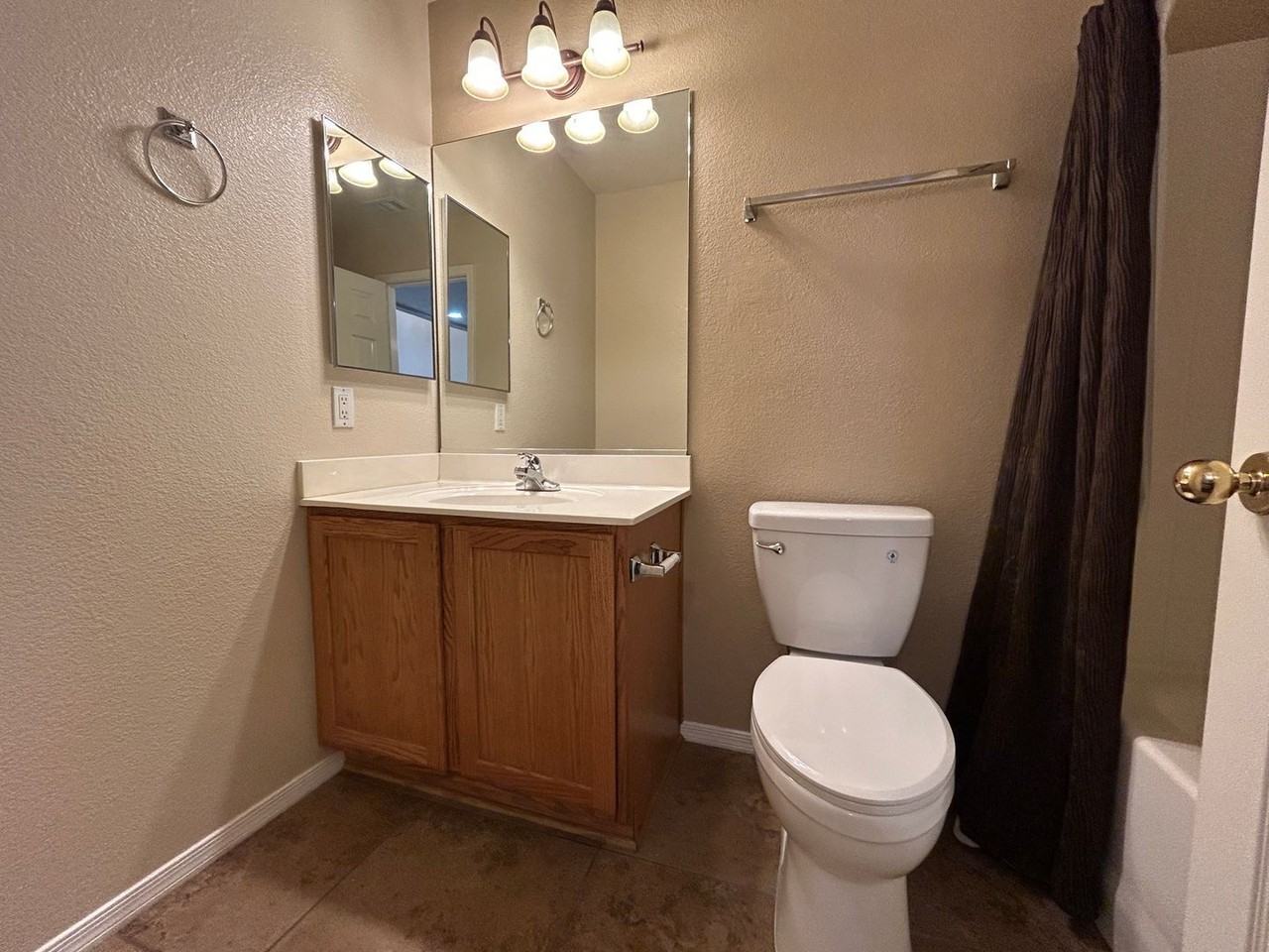 16265 N 138th Ave - Photo 6 of 18