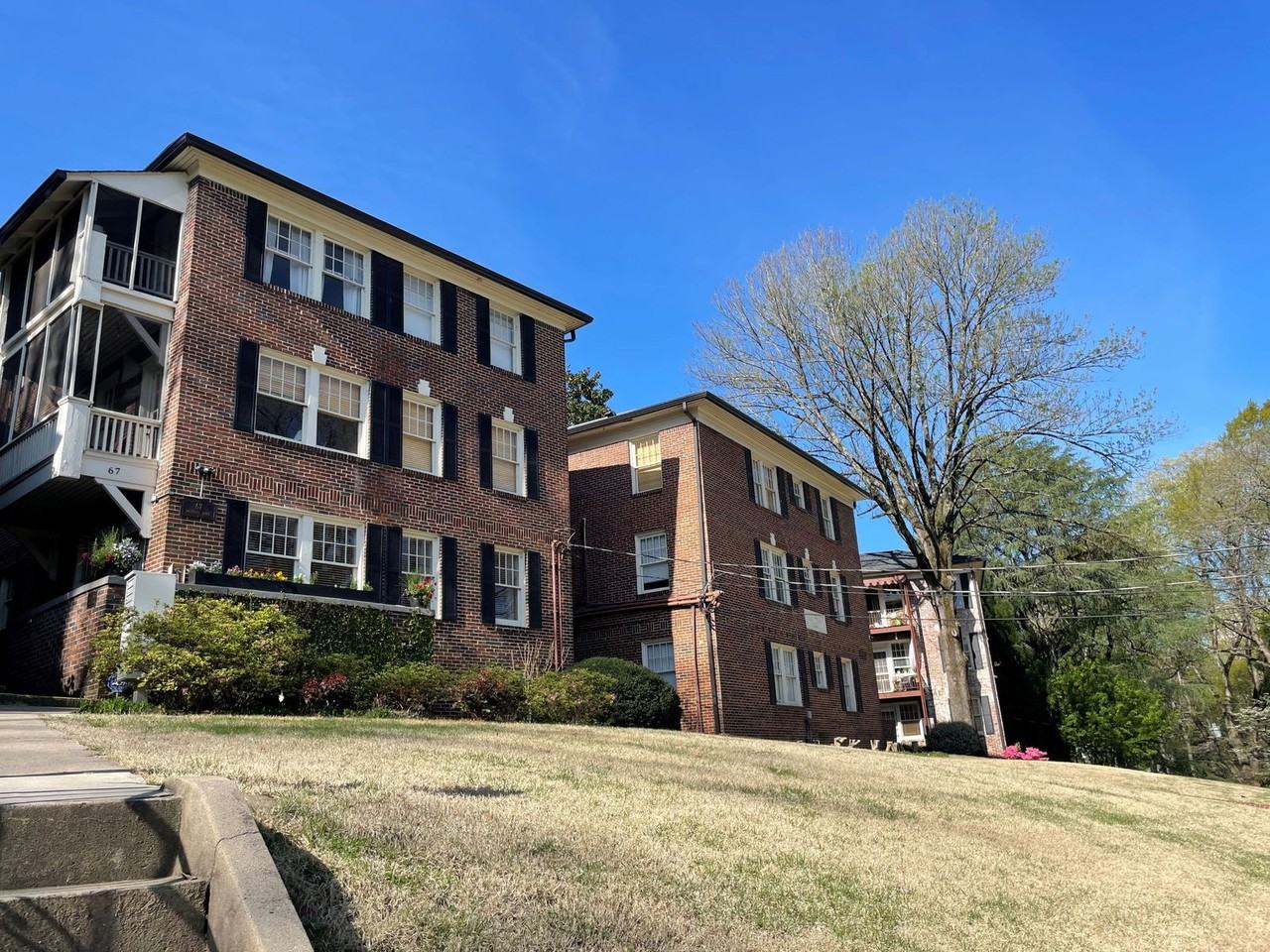 57 Lafayette Dr Ne #9