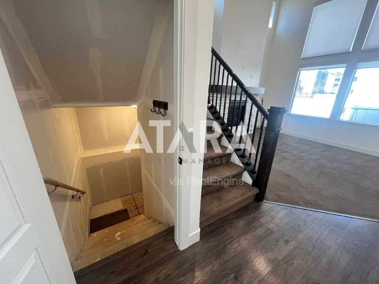 1788 W Fall Brook St - Photo 5 of 39