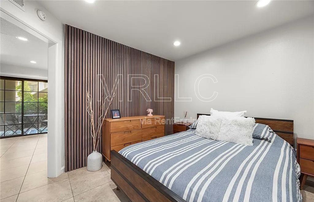 1068 Calle Del Cerro #1521 - Photo 2 of 11