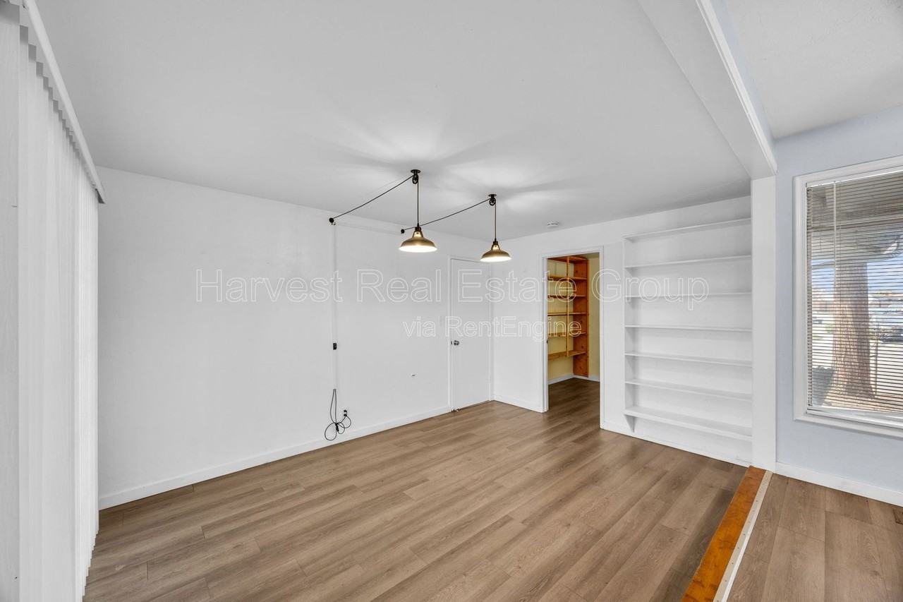 25049 Willimet Way - Photo 7 of 17