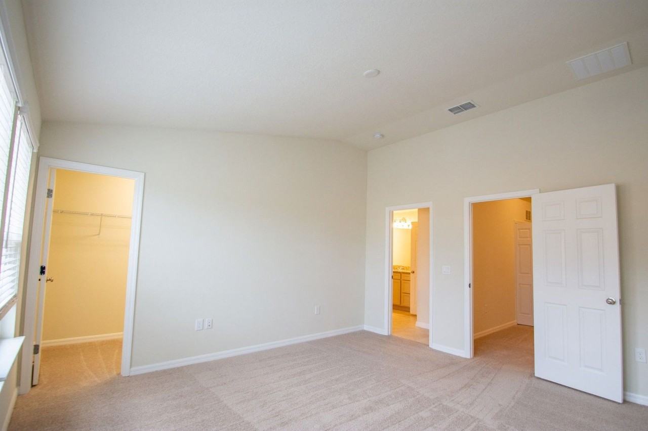 3912 Plainview Dr - Photo 7 of 23