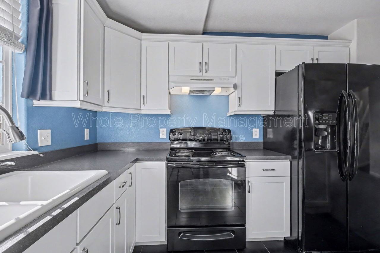 6502 E 62nd Pl - Photo 6 of 26