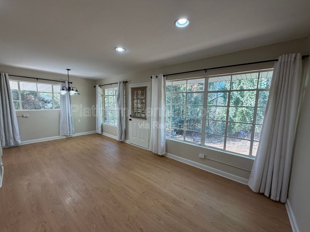 1747 Carter Cir - Photo 5 of 18