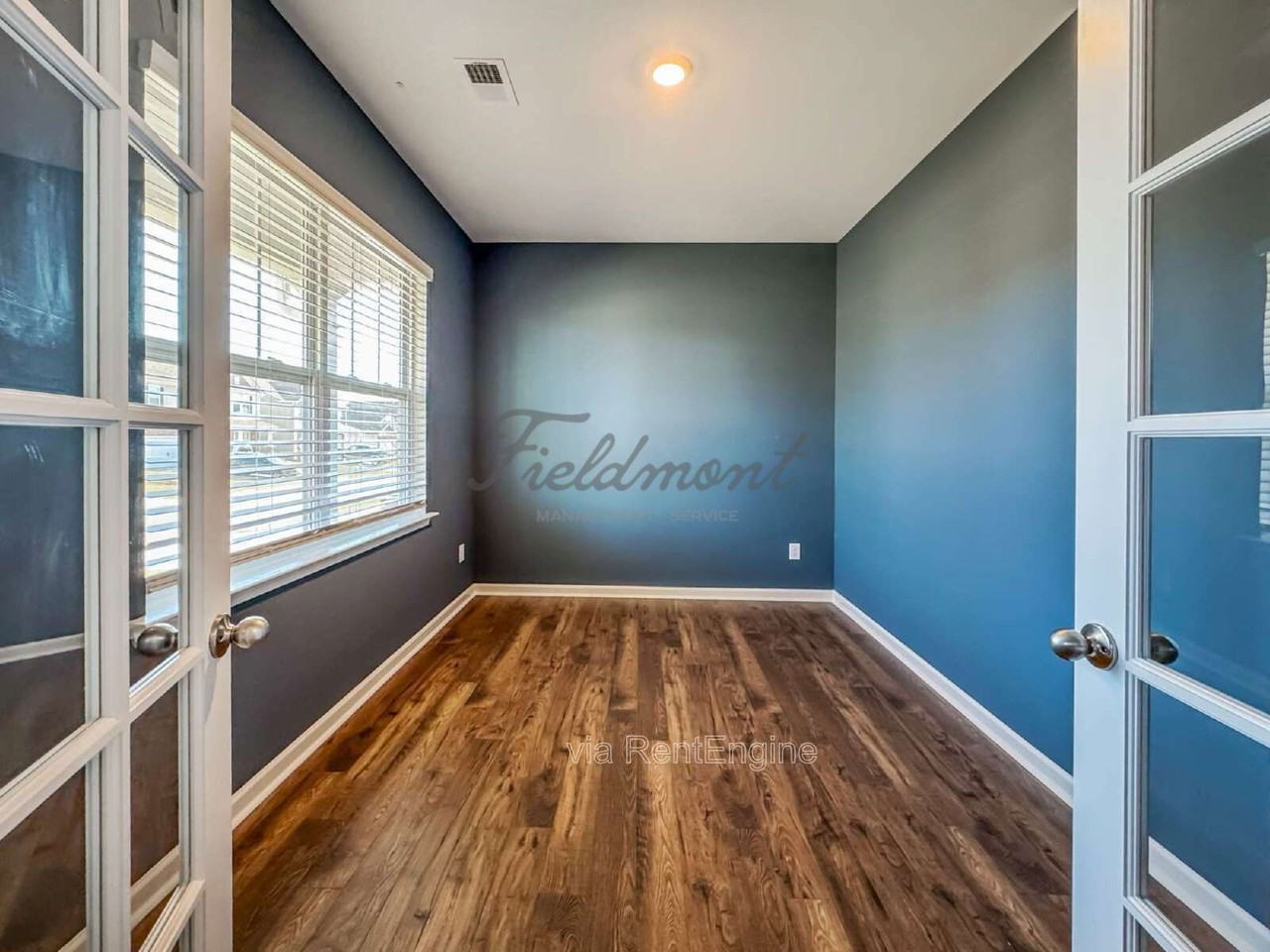 322 Gammon Ln - Photo 3 of 35