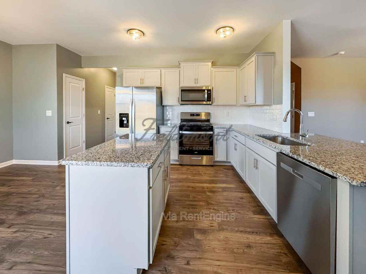 322 Gammon Ln - Photo 7 of 35