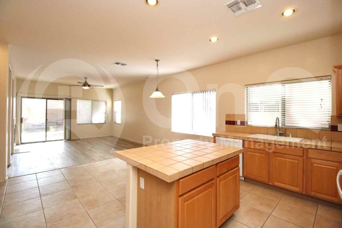 3733 E Megan St - Photo 7 of 31