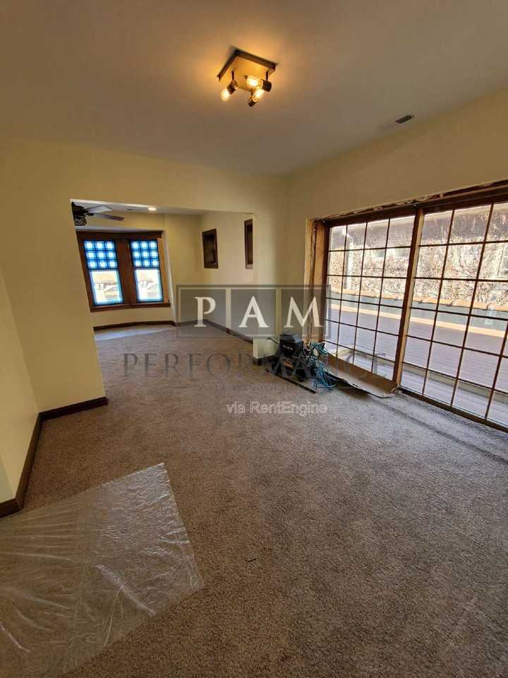 5525 W North Ave #A - Photo 4 of 27