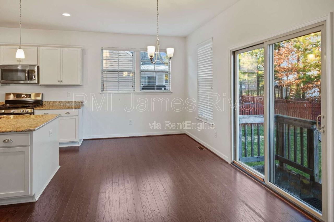 6442 Hawkswood Way - Photo 4 of 20