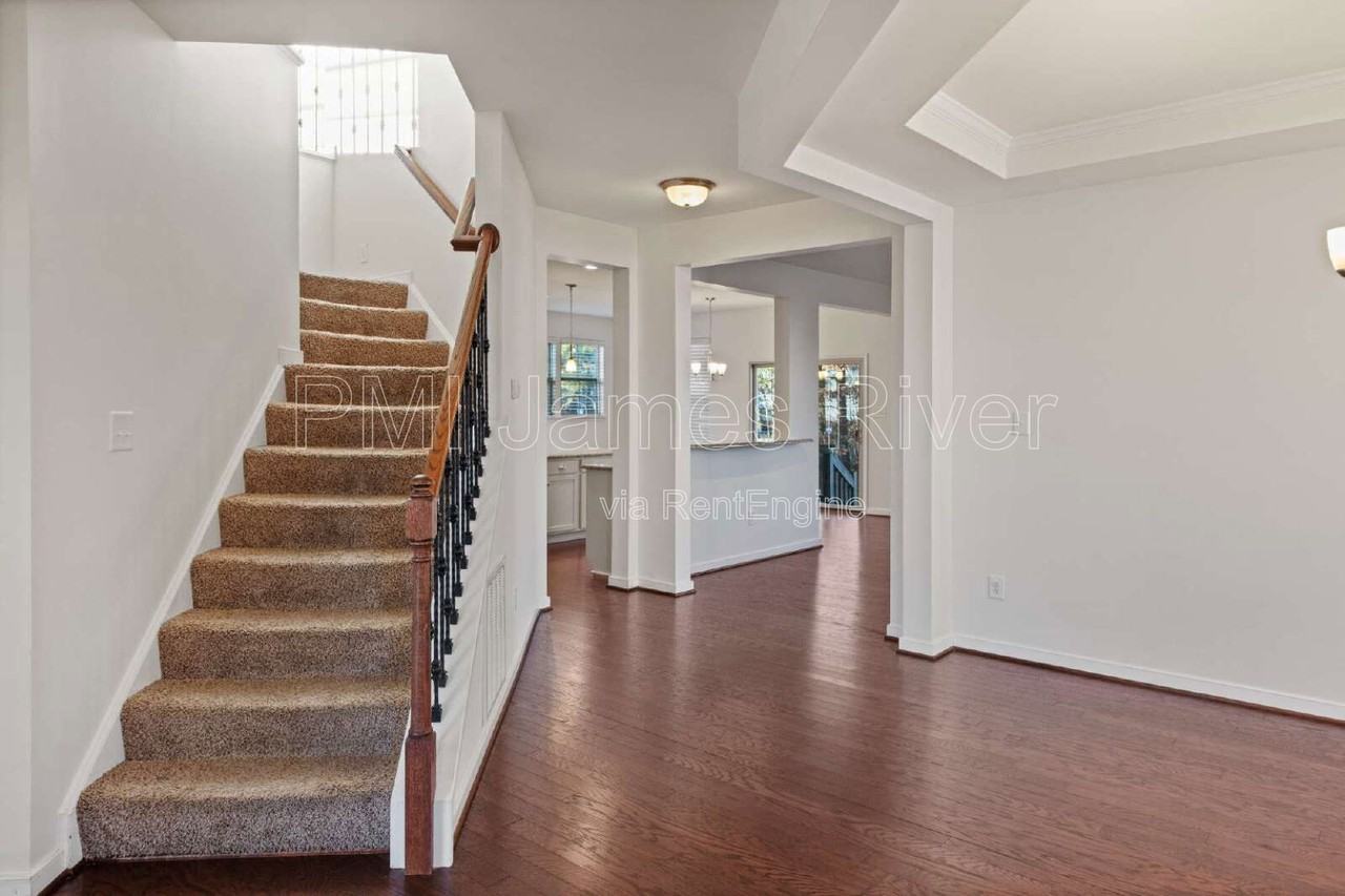 6442 Hawkswood Way - Photo 6 of 20