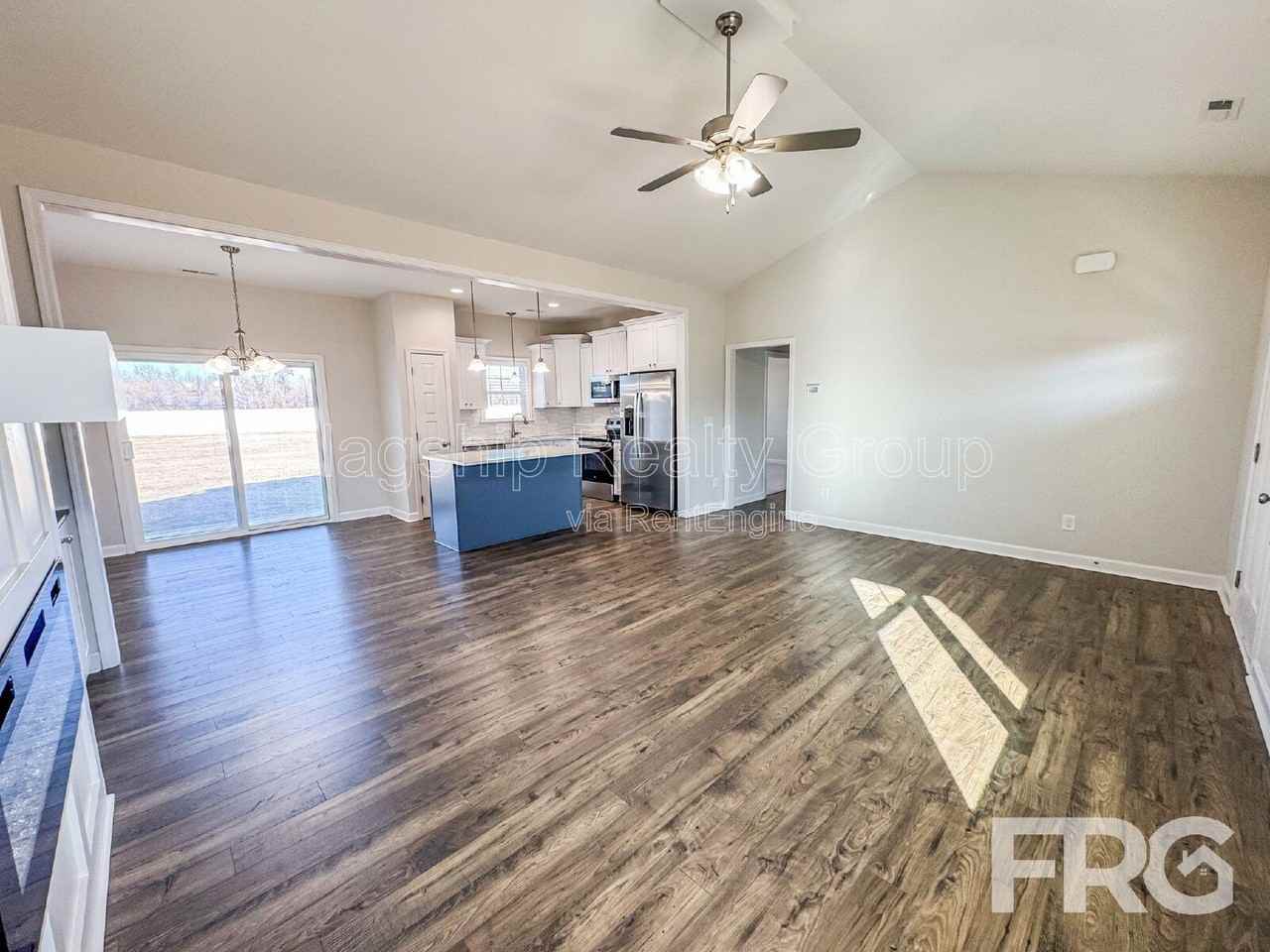 101 Creeks Edge Dr - Photo 5 of 34