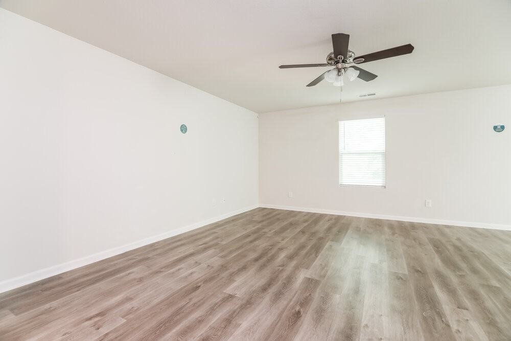 324 Rustling Way - Photo 4 of 17