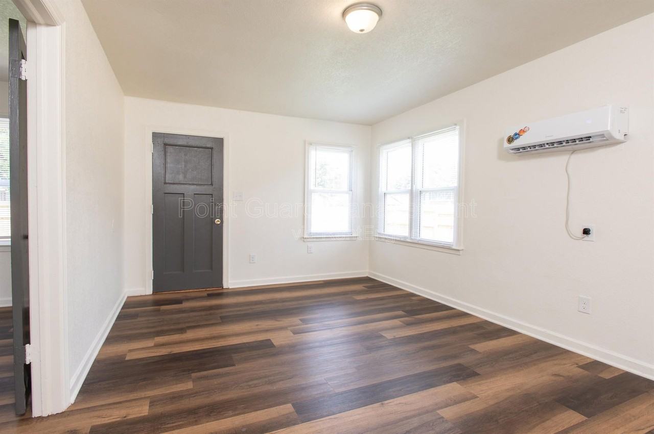 1301 E Mount Vernon Rd #1301 - Photo 6 of 20