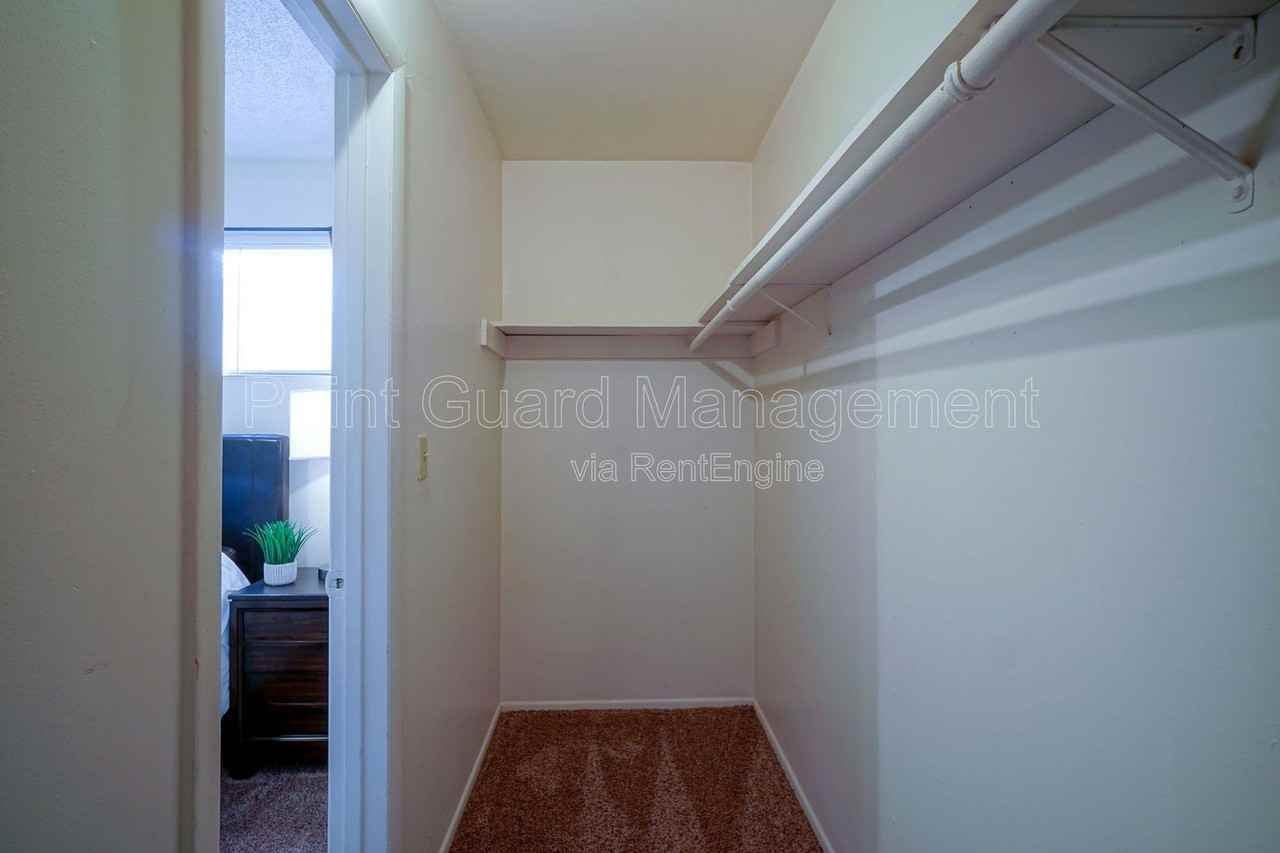 1413 Cambridge Pl #25 - Photo 7 of 17